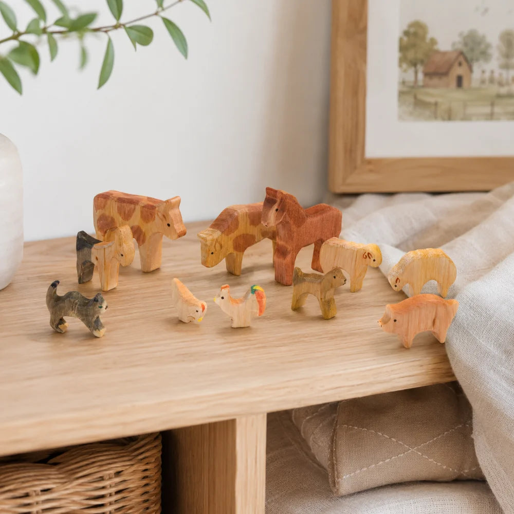 Bauernhof-Tiere aus Holz als hochwertiges Spielzeug für Kinder