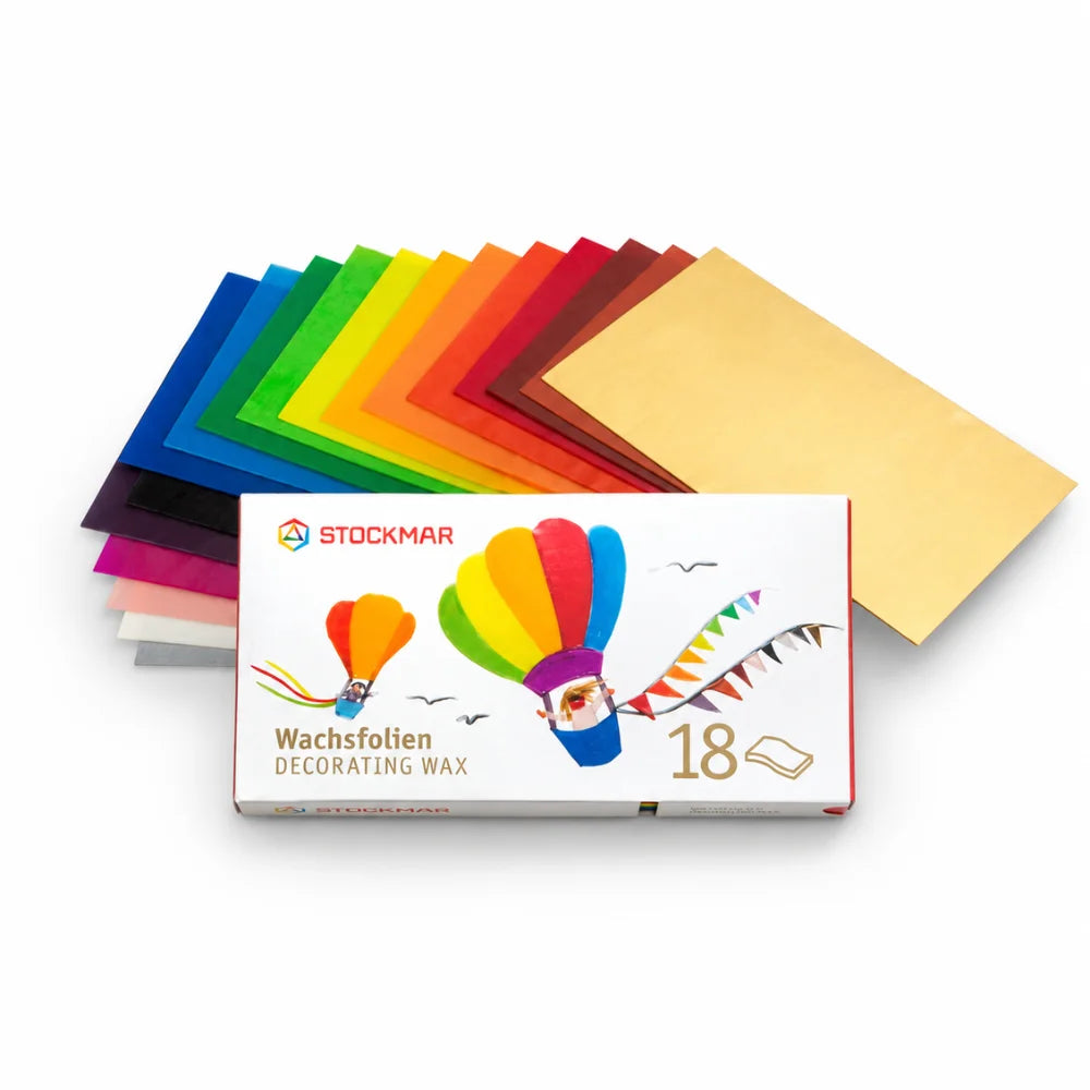 STOCKMAR Wachsfolien in 18 Farben mit aufgefächerten Wachsblättern und Verpackung