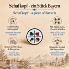 Bayerischer Schafkopf Emaille-Pin mit Erklärung der Kartenfarben Eichel, Gras, Herz und Schellen als traditionelles Bayern-Symbol
