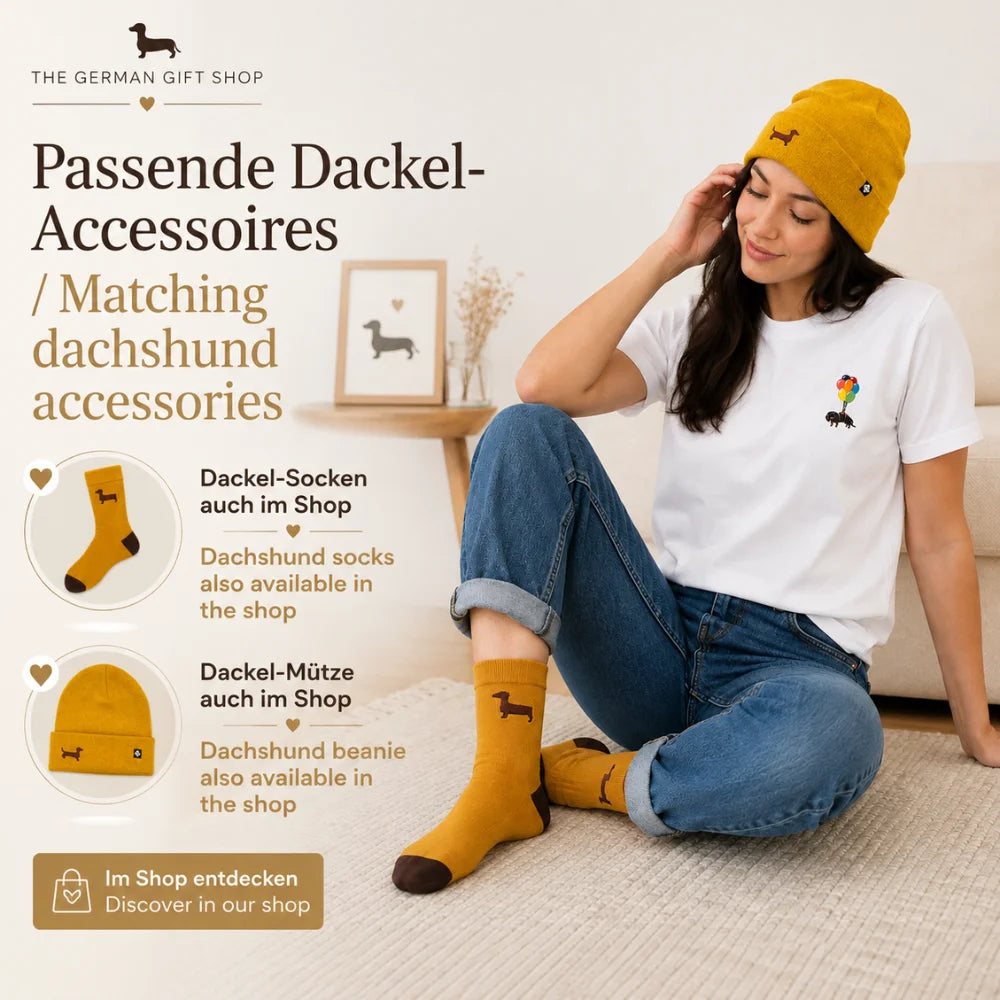 Damen Dackel T-Shirt mit passenden Dackel-Socken und Dackel-Mütze im abgestimmten Look