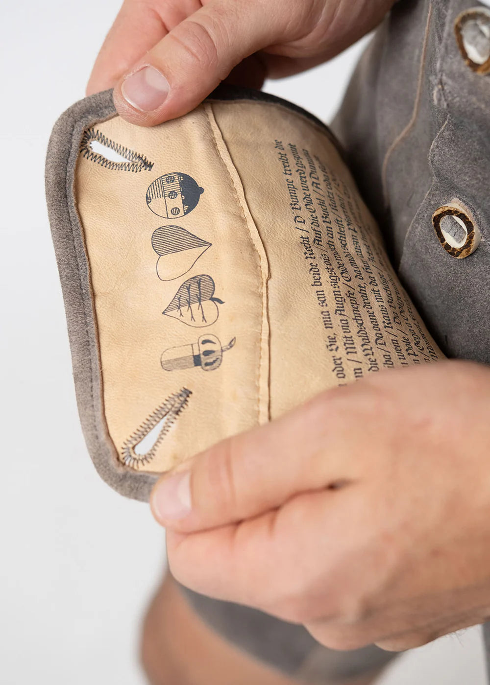 남성용 가죽 바지 "샤프코프"(회갈색/파란색)