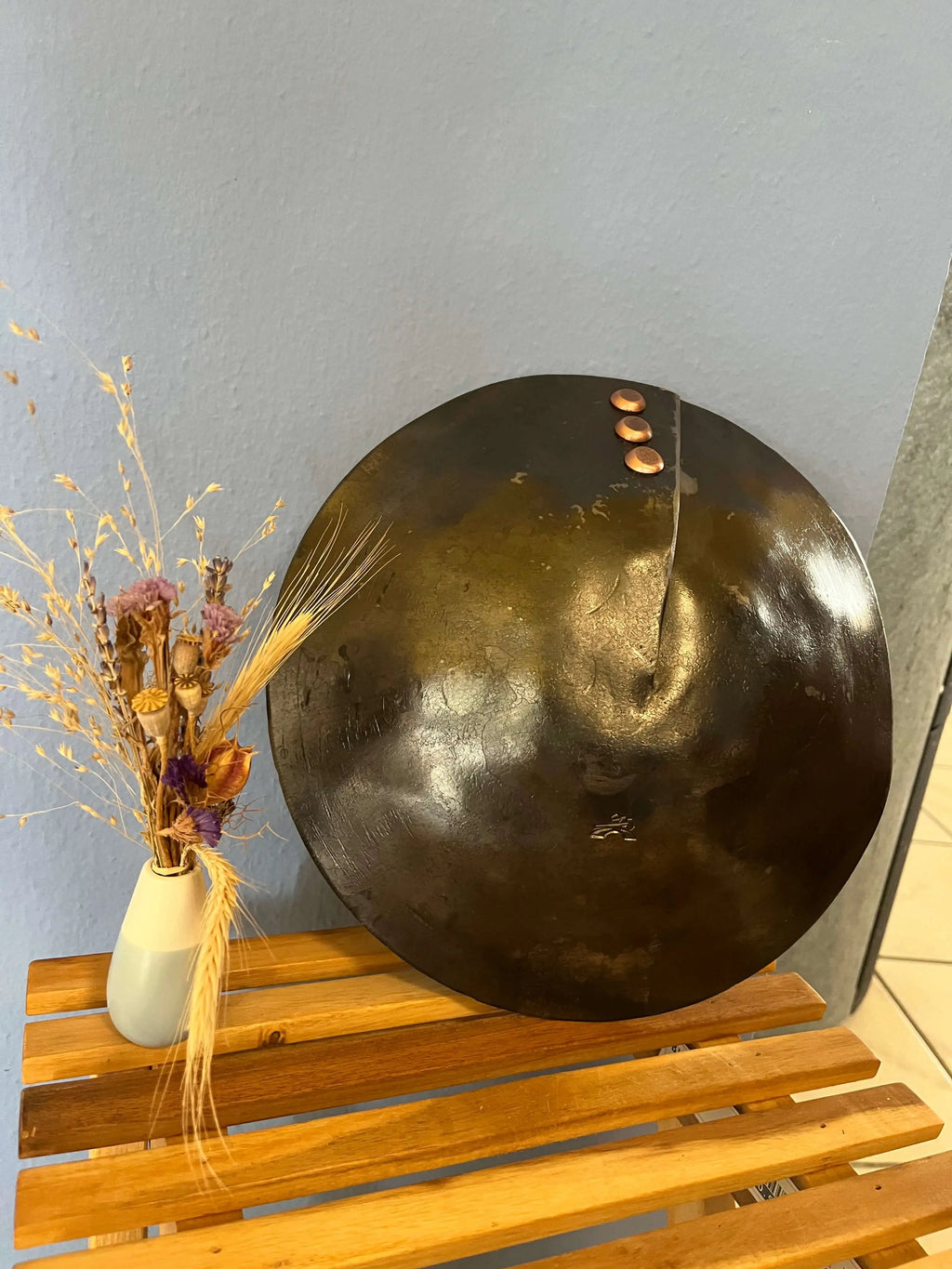 Handgeschmiedete Deko Schale mit Kupfernieten (Durchmesser ca. 25 cm)