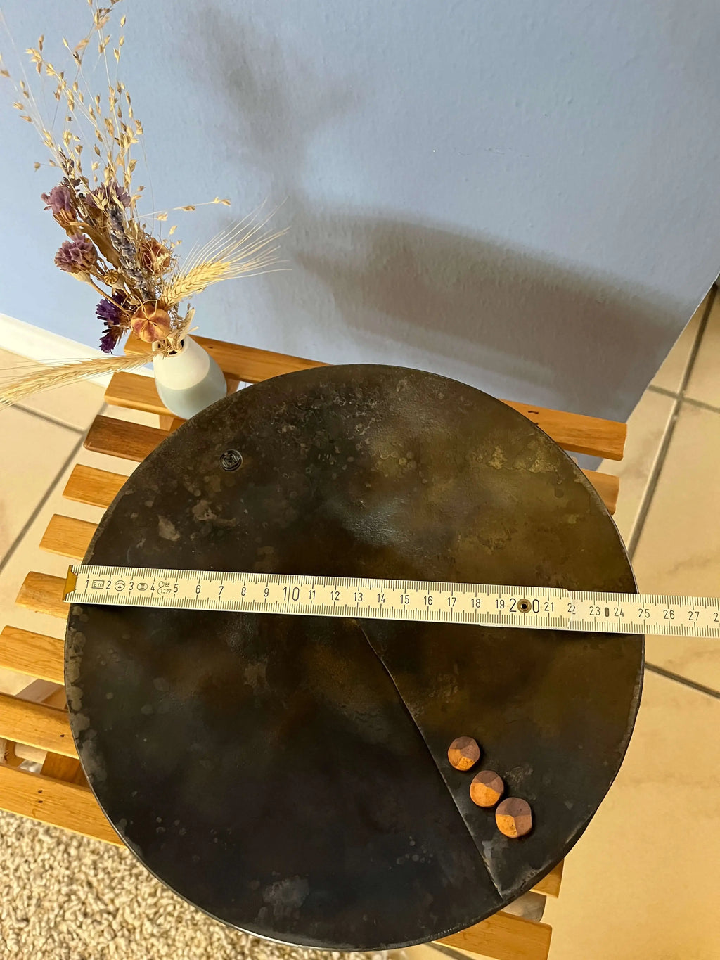 Handgeschmiedete Deko Schale mit Kupfernieten (Durchmesser ca. 25 cm)