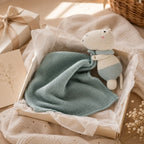 Weiches Hippo-Schnuffeltuch in Geschenkverpackung