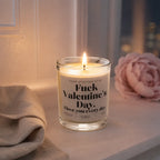 Humorvolle Duftkerze zum Valentinstag im klaren Glas als Geschenkidee für Herzensmenschen