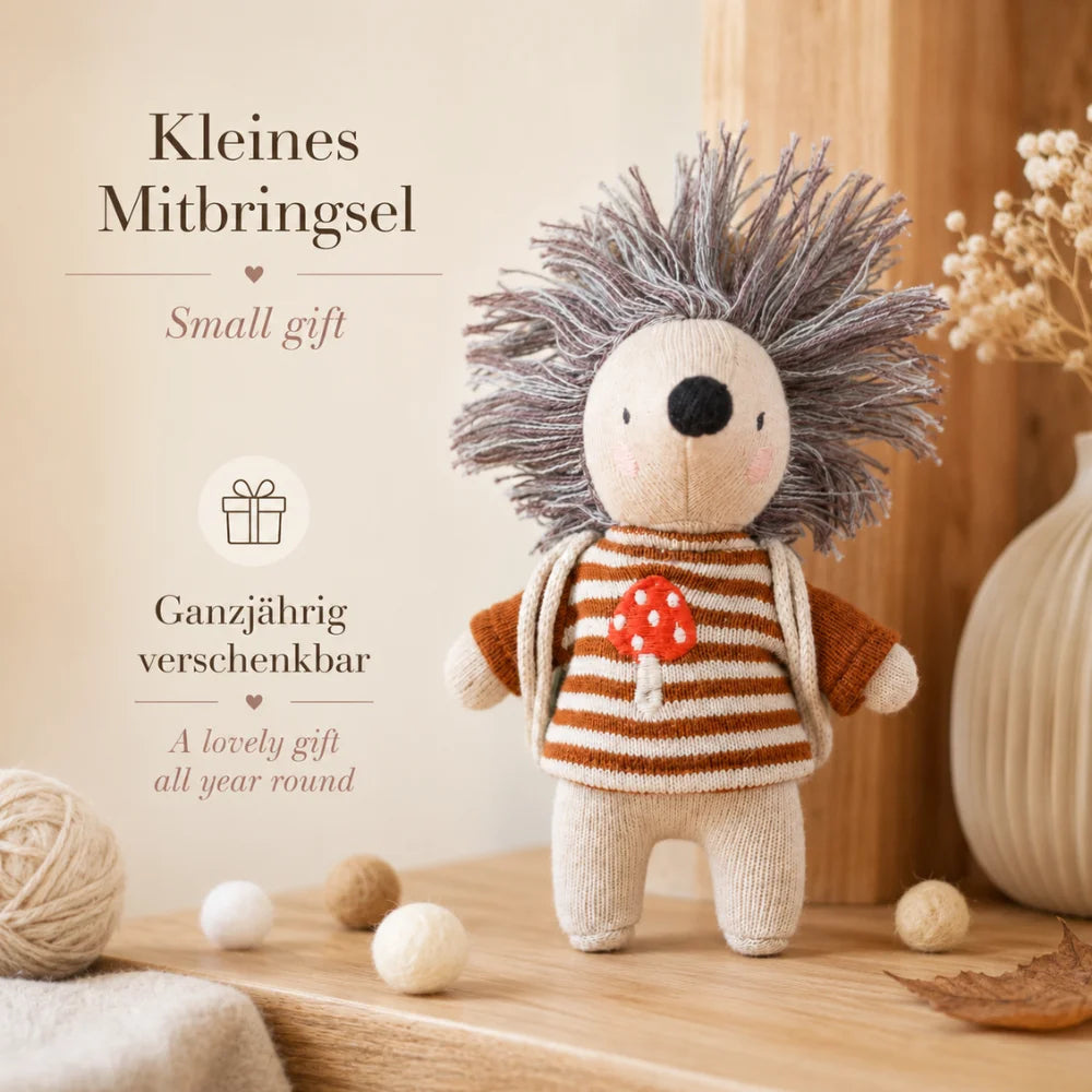 Mini-Kuscheltier Igel mit Rucksack als kleines Mitbringsel und ganzjährige Geschenkidee