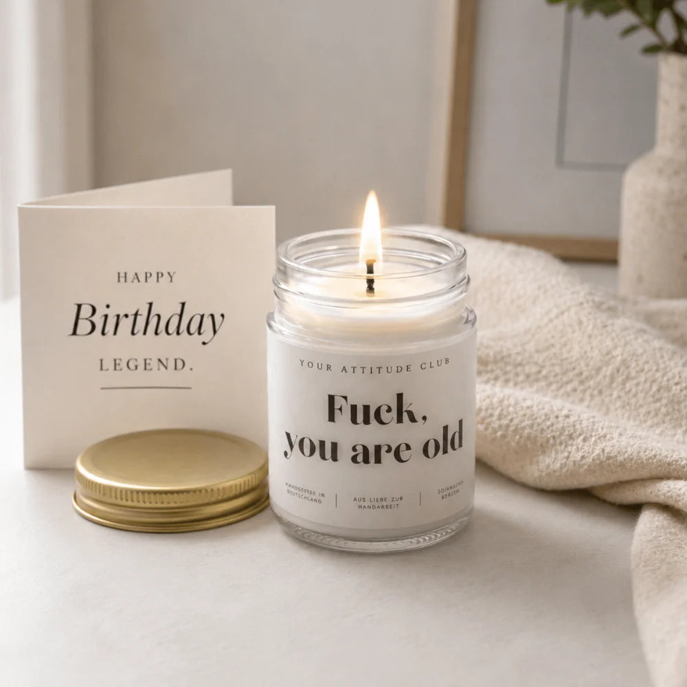 Lustige Geburtstagskerze 120 ml mit Geschenkbox und Happy-Birthday-Karte