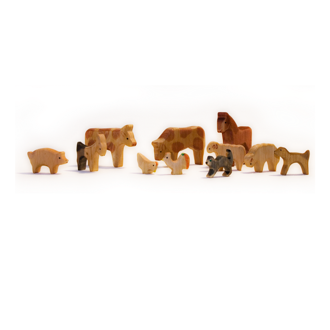11-teiliges Holztierset-Robuste kleine Holztiere aus nachhaltiger Erle, liebevoll von Hand bemalt und mit schützendem Leinöl versiegelt. Hergestellt in Deutschland von DECOR Hauptbild