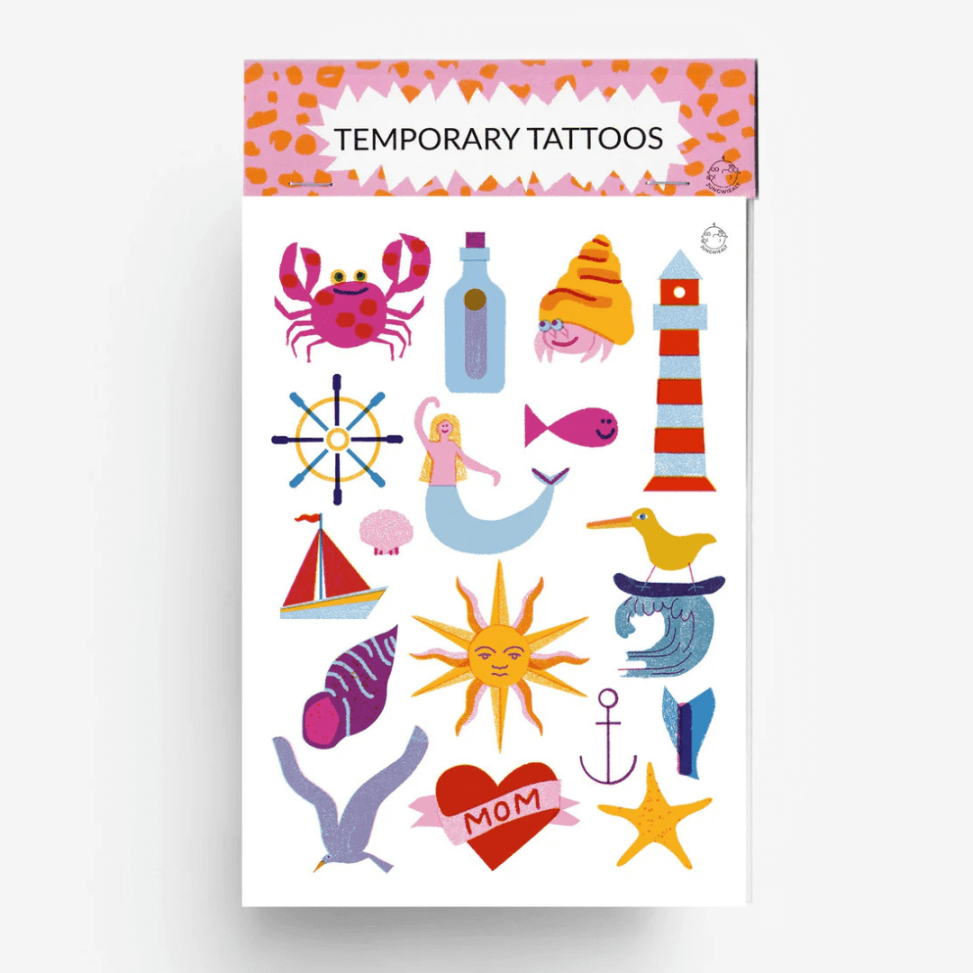 Bunte temporäre Tattoos für Kinder im praktischen DIN A6 Format.
Jedes Tattoo ist einzeln in Cellophan verpackt und mit Papplabel versehen – ideal als kleines Geschenk oder Mitgebsel.