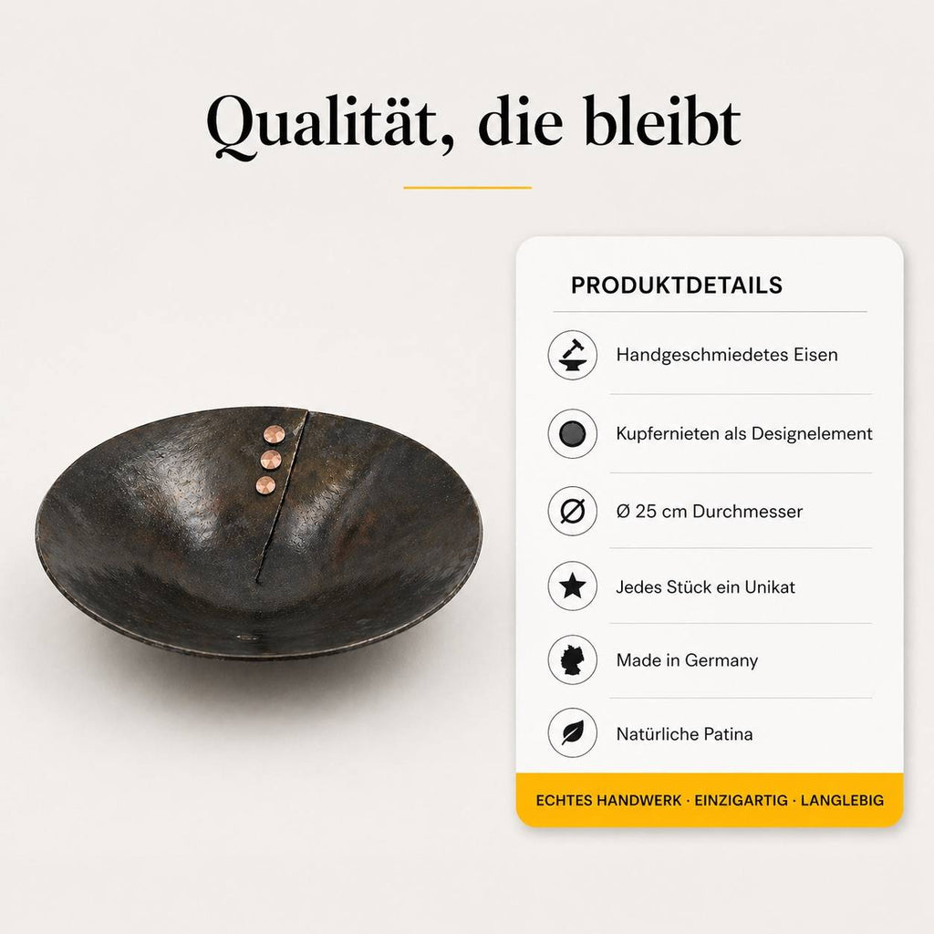 Handgeschmiedete Eisenschale mit Kupfernieten neben Übersicht zu Material, Größe und Eigenschaften wie Unikat und Made in Germany