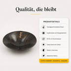 Handgeschmiedete Eisenschale mit Kupfernieten neben Übersicht zu Material, Größe und Eigenschaften wie Unikat und Made in Germany